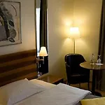 فندق سنترال بلازا 4*