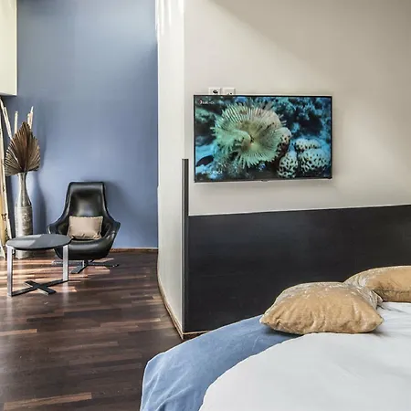Hotel Plaza 4*