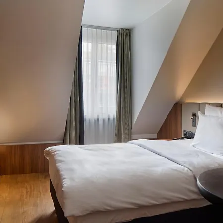 Plaza 4* Zurich