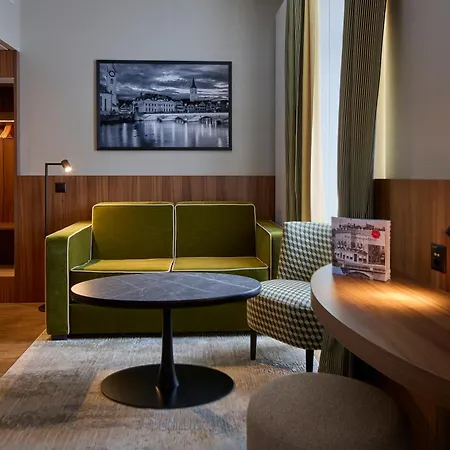 Hotel Plaza