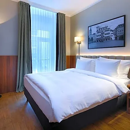 Hotel Plaza