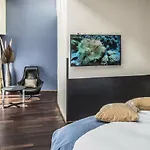 Hotel Plaza 4*