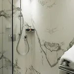 セントラル プラザ 4*
