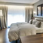 ホテル セントラル プラザ 4*