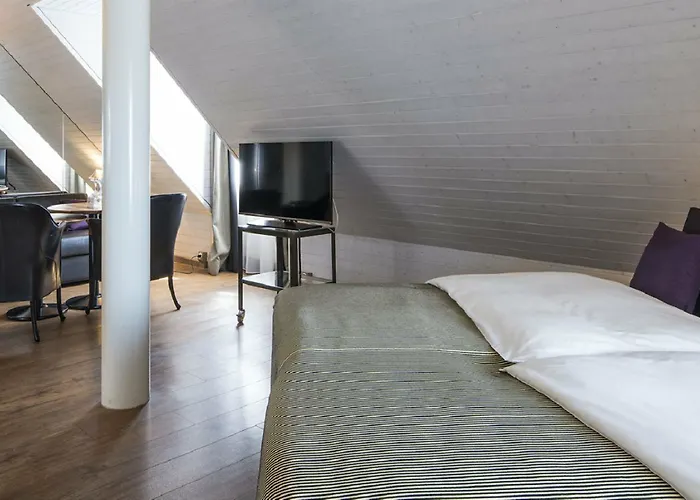 中央广场酒店 酒店